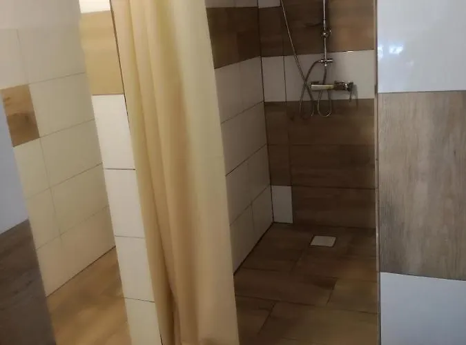 ゲストハウス Bowal グジボボ